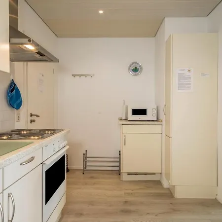 Hoescheler Gross Apartman *