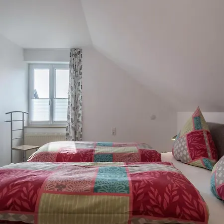 Hoescheler Gross Apartman *
